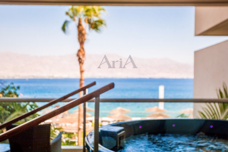 Deluxe suite jacuzzi- Aria hotel