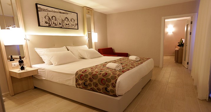 Astral Maris - Family room