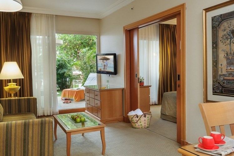 Garden suite
