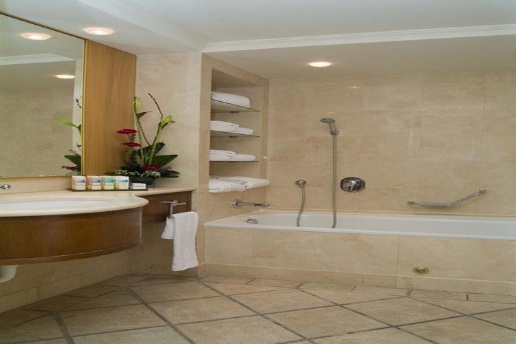 Royal suite executive