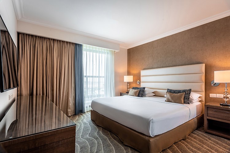 Sheba Suites with square Jacuzzi